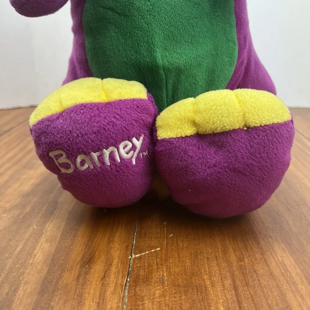 Barney 18